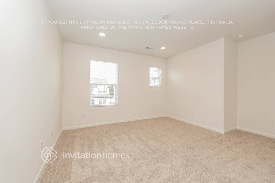 Building Photo - 127 Glacier Wy