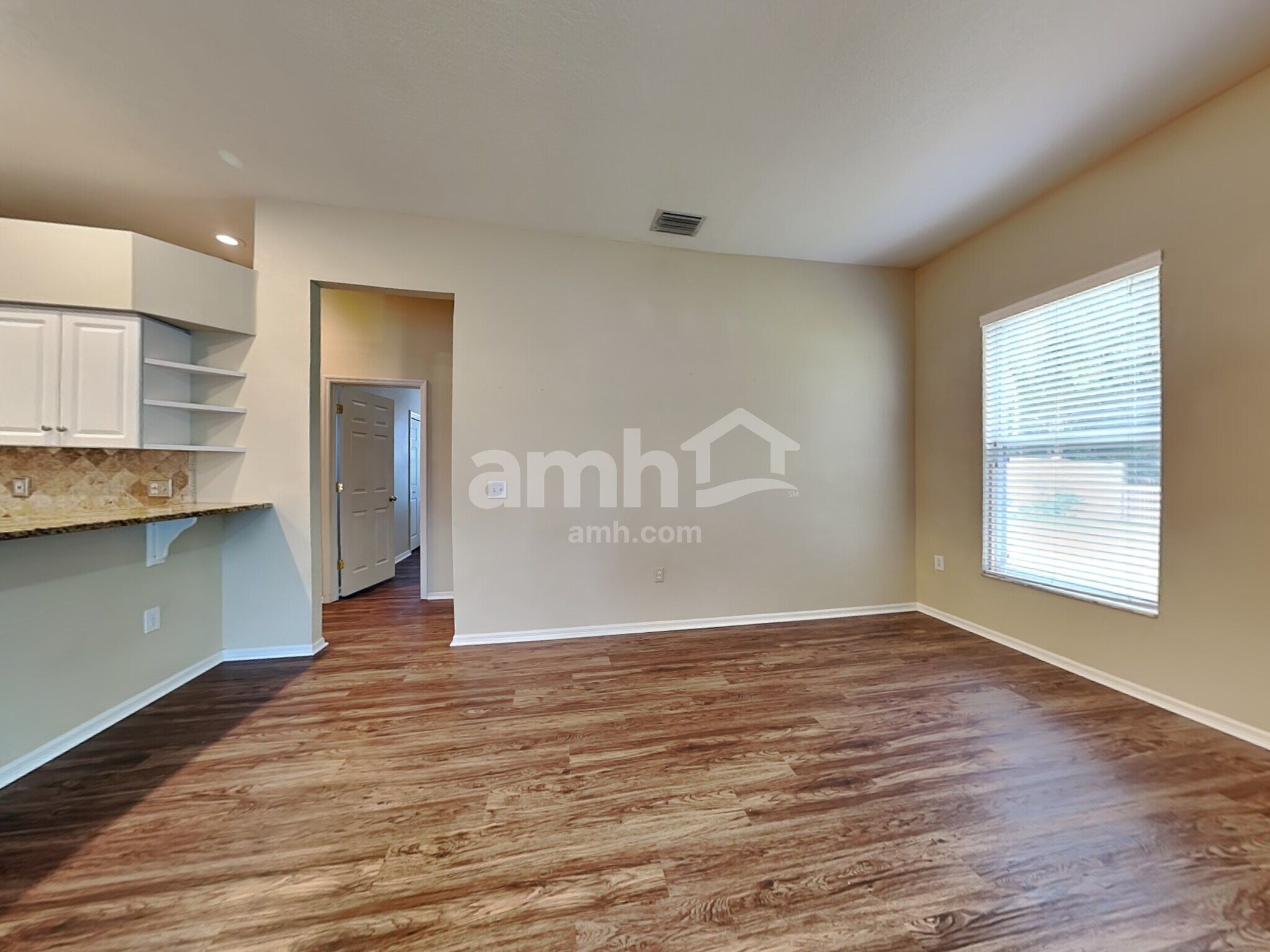 Building Photo - 17004 Falconridge Rd
