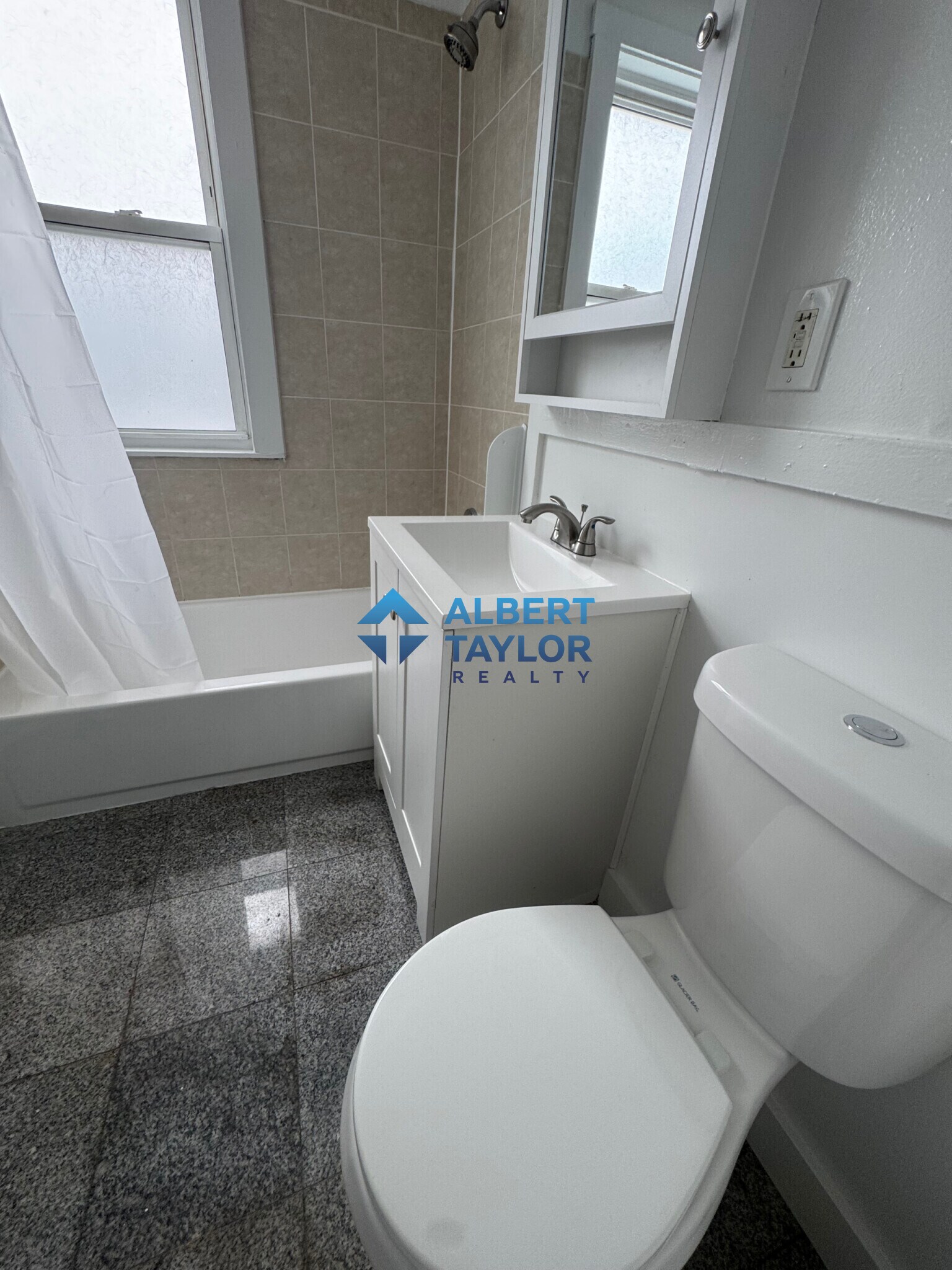 Building Photo - 6 Bowdoin Park