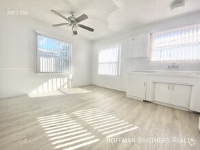 Building Photo - 14759 Vanowen St Van Nuys, CA 91405