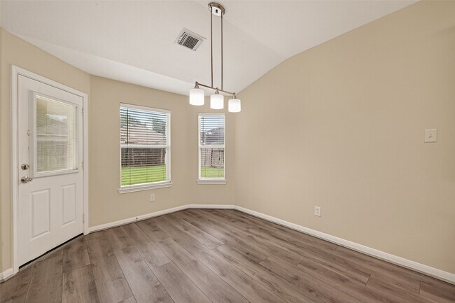 Building Photo - 5107 Moss Garden Ln