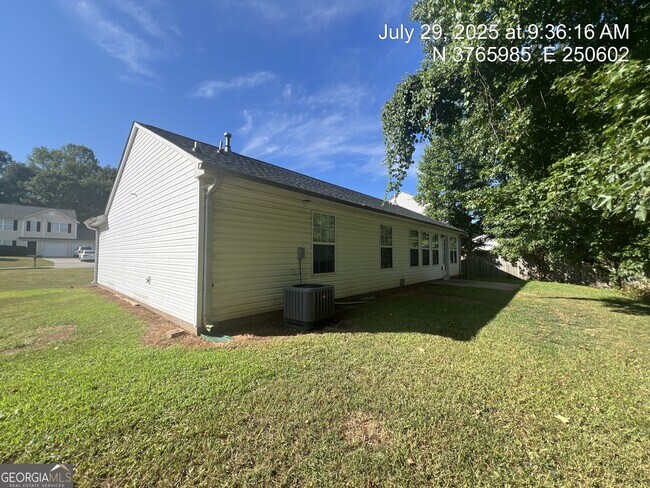 Building Photo - 413 Shenandoah Ct