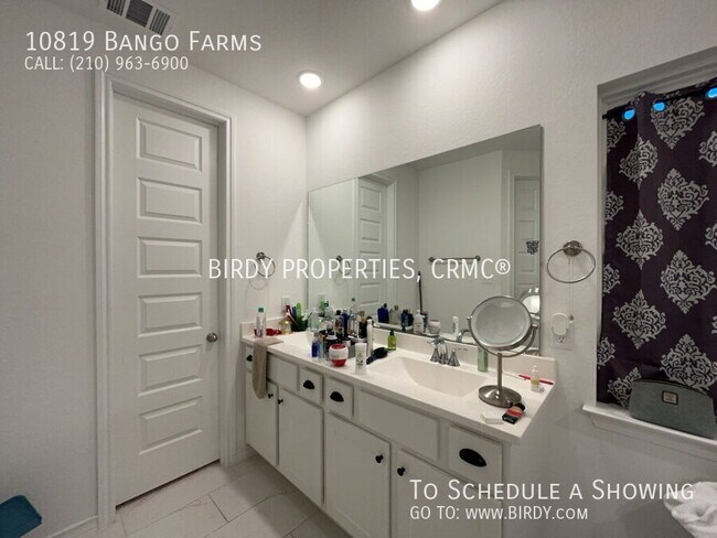 Building Photo - 10819 Bango Farms