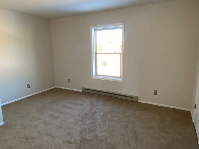 Building Photo - 3 Bedroom, 2 Bathroom Home in Edgewood, NM