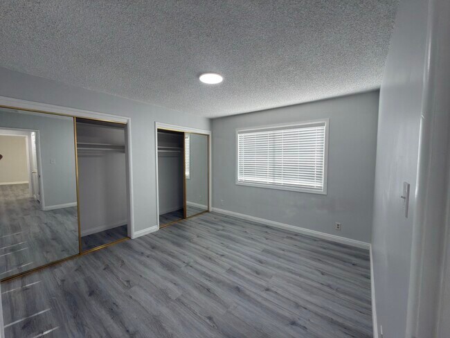 Building Photo - 1108 Cashman Dr