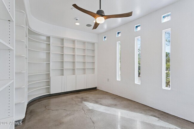 Building Photo - 9267 E Diamond Rim Dr