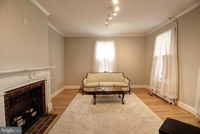 Building Photo - 44 Fulton Ave