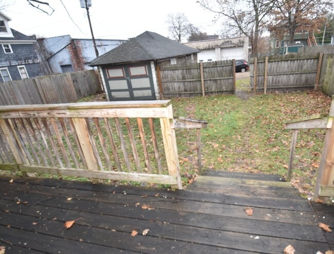 Building Photo - 510 S St Joseph St