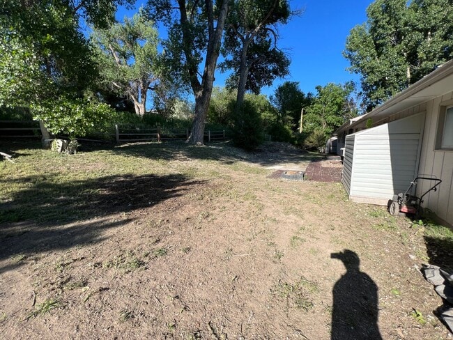 Building Photo - 1300 Riverview Rd
