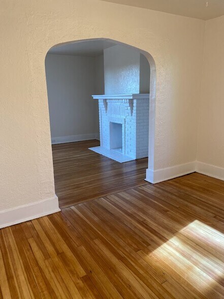 Building Photo - 2309 Eldridge St