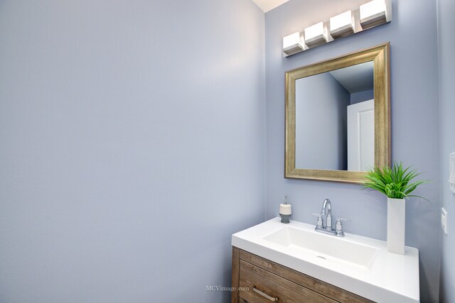 Building Photo - 3815 S Langley Ave