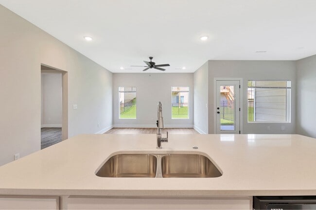 Building Photo - 1133 N Joye St