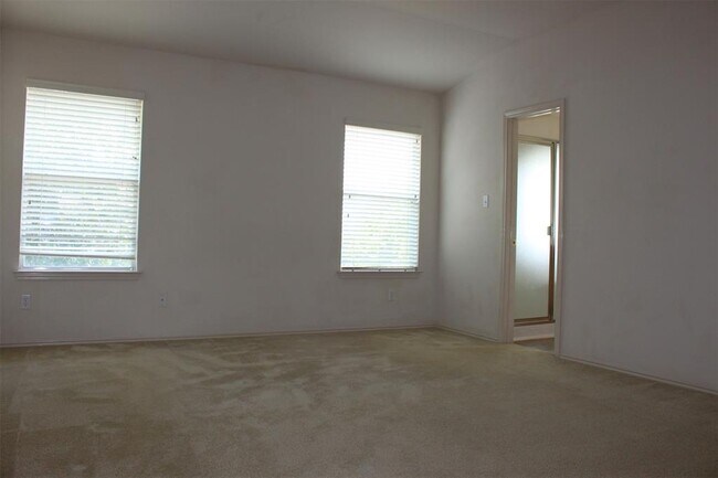 Building Photo - 11700 Raymond C Ewry Ln