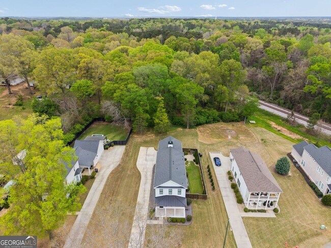 Building Photo - 98 Middle St