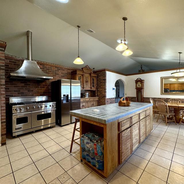 Building Photo - 2848 Los Alisos S