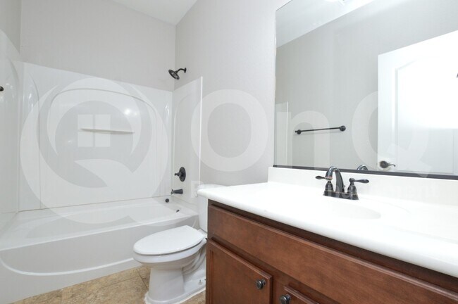 Building Photo - 971 S Brewer Dr