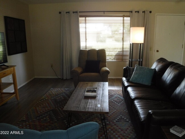 Building Photo - 11029 W Caron Dr