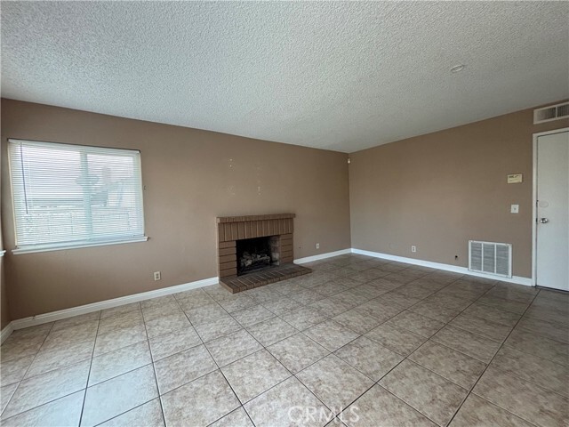 Building Photo - 1047 S Geronimo Ave
