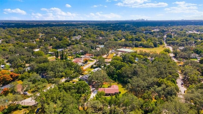 Building Photo - 1908 N Village Ave