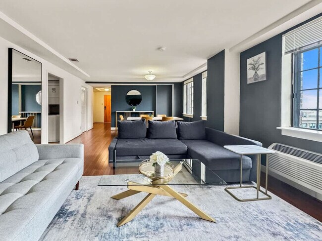 Building Photo - 111-23 N 15th St