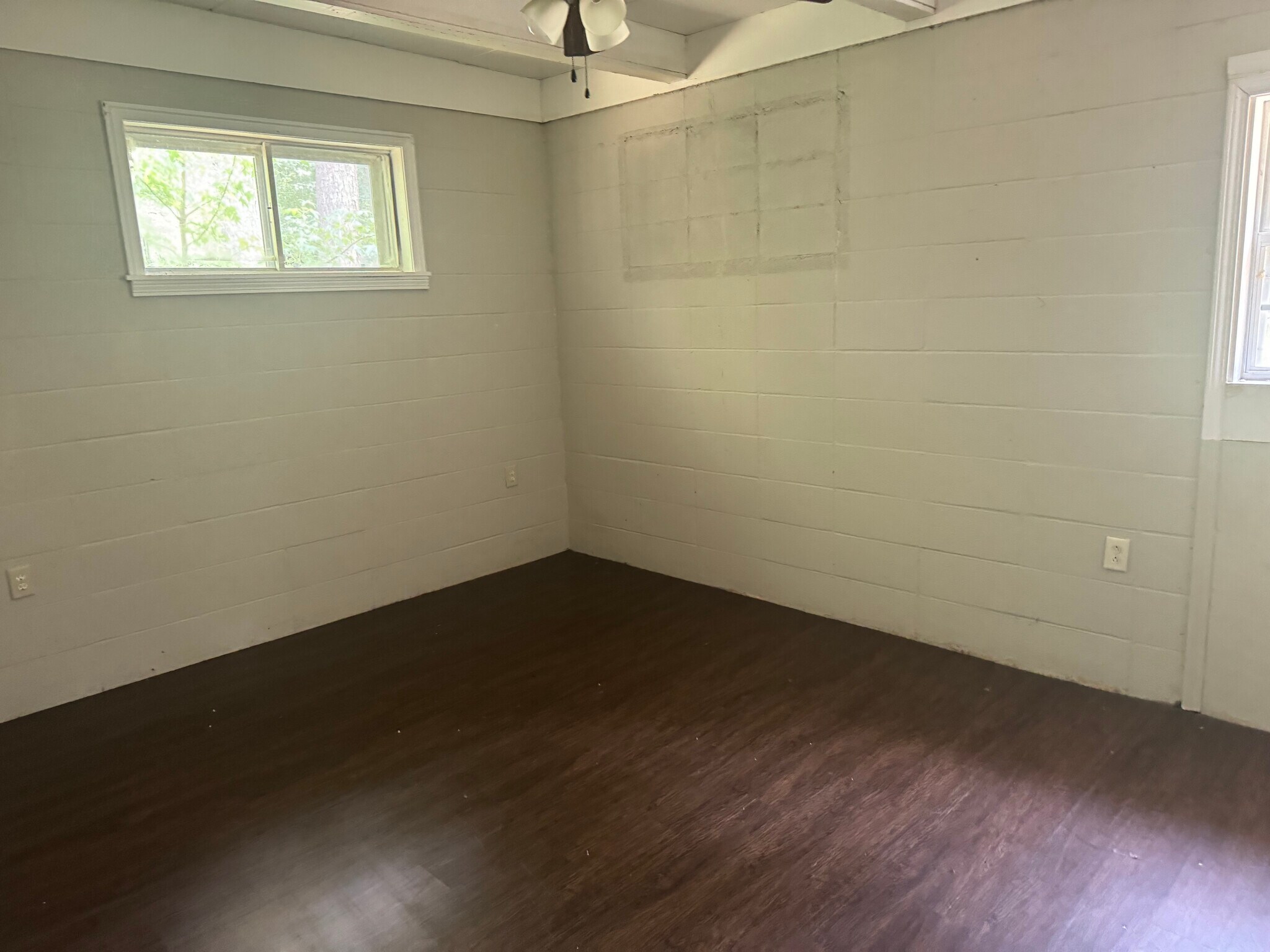 Bedroom 2 - 907 Hill N Dale Dr