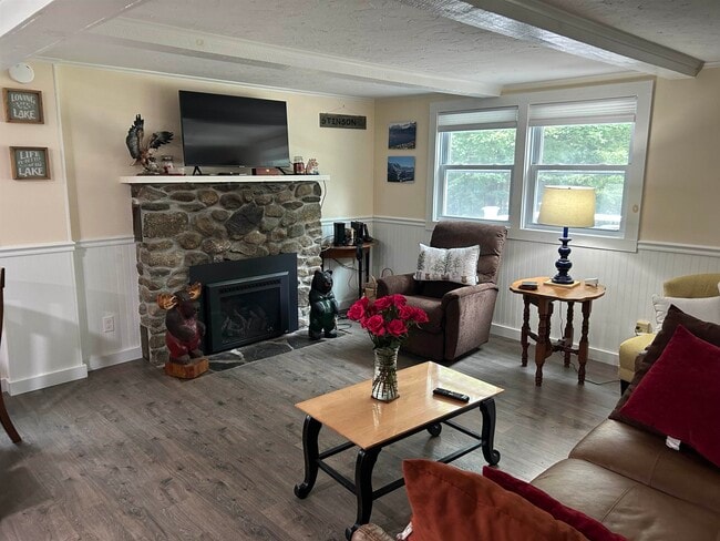 Building Photo - 2279 Stinson Lake Rd