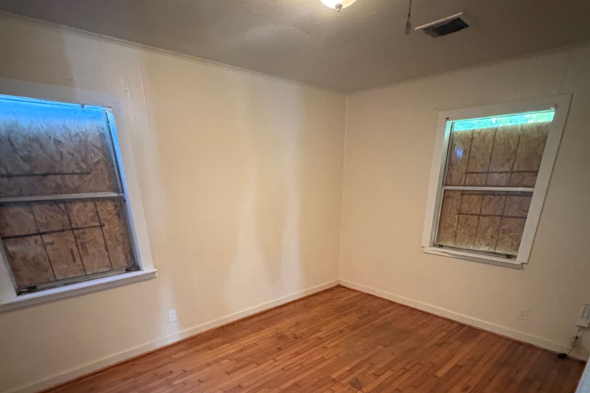 Building Photo - 5522 Malmedy Rd