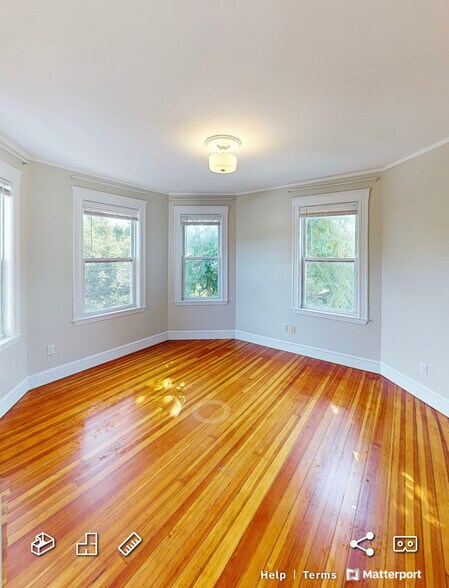 Building Photo - 240 Allston St