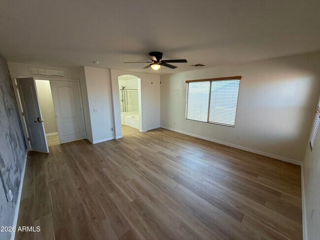 Building Photo - 24763 W Jones Ave