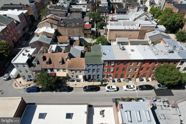 Building Photo - 244 S Exeter St