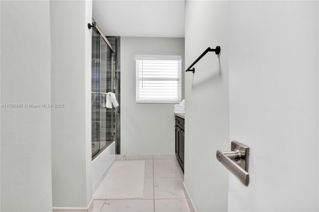 Building Photo - 2197 NE 61st Ct