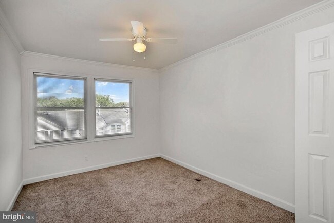 Building Photo - 12158 Salemtown Dr