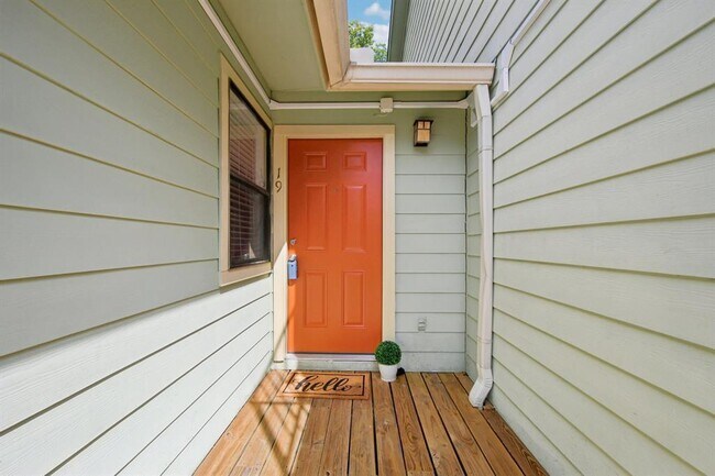 Building Photo - 4405 Avenue A