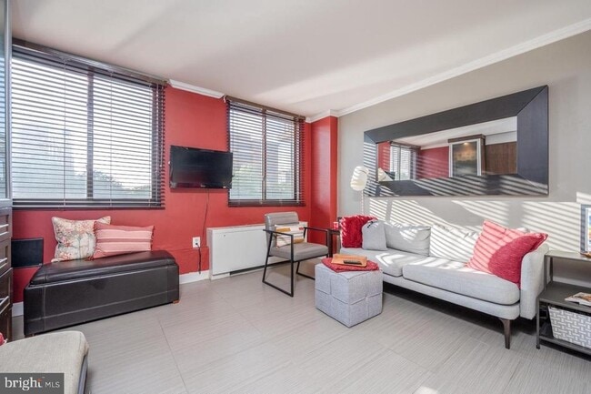 Building Photo - 801 N Pitt St