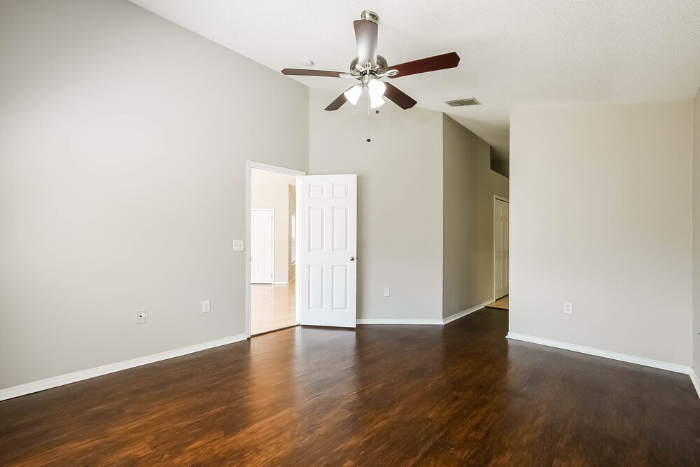 Building Photo - 2160 Jessa Dr