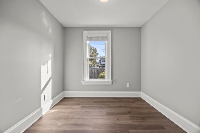 Building Photo - 2876 Indianola Ave