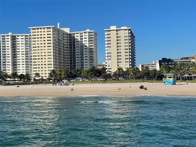 Building Photo - 133 N Pompano Beach Blvd