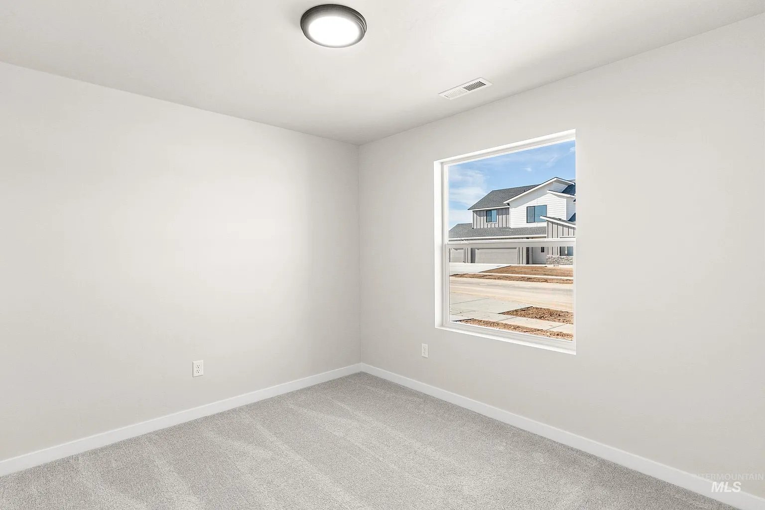 Building Photo - 3831 W Piscina Dr