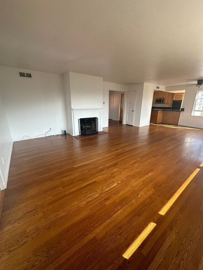 Building Photo - Mt Helix - Beautiful 3 bedroom 1.5 bathroom