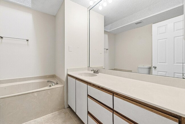 Building Photo - 9770 Nickels Blvd