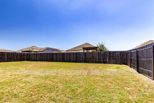 Building Photo - 741 Tupelo Tank Dr