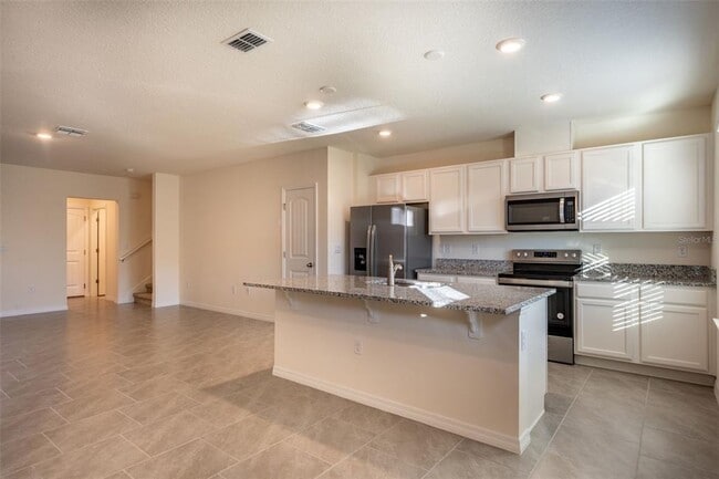 Building Photo - 13453 Sagestone Dr