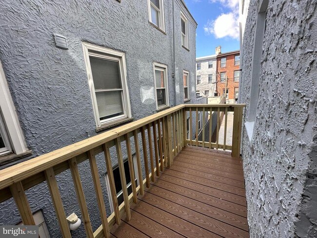 Building Photo - 1512 N 4th St