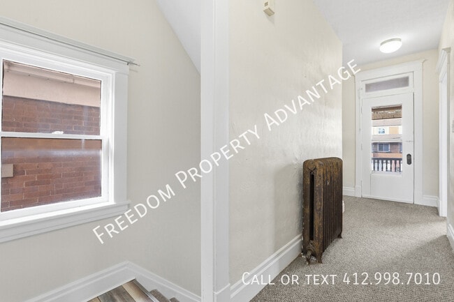 Building Photo - 412 Edgemont St