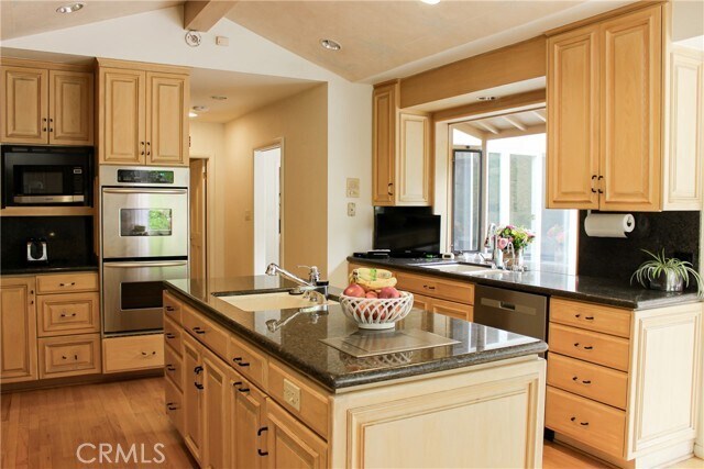 Building Photo - 1079 Marilyn Dr