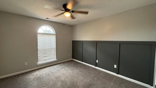 Building Photo - 5491 Milton Ridge Dr