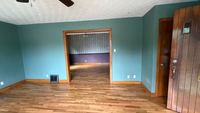 Building Photo - 520 West Eighth Street