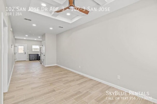 Building Photo - 102 San Jose Dr