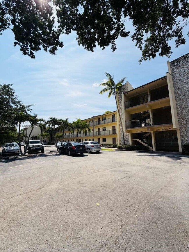 Building Photo - 9150 NW 38th Dr
