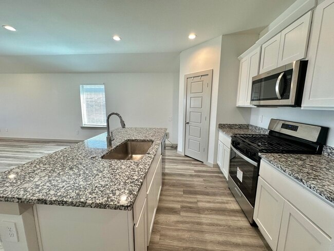 Building Photo - 2328 149th St